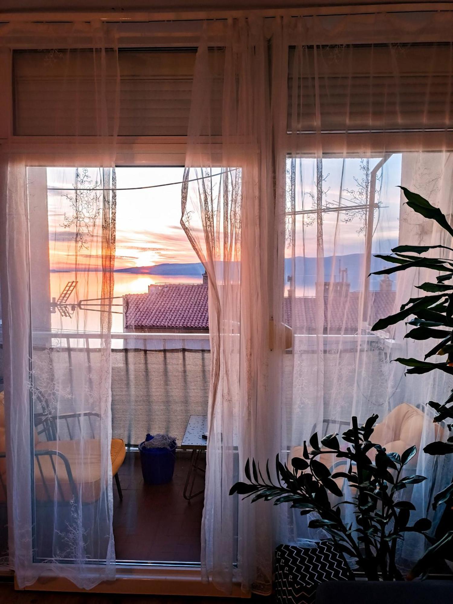 Novouredeni Stan S Balkonom I Pogledom Na More Senj  Eksteriør billede